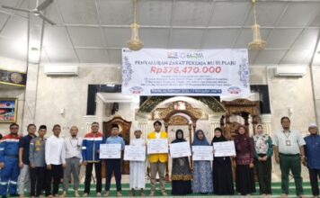 Lurah Komperta Hj. Nurhayati: Zakat Pekerja RU III Ringankan Beban Pendidikan dan Kaum Dhuafa